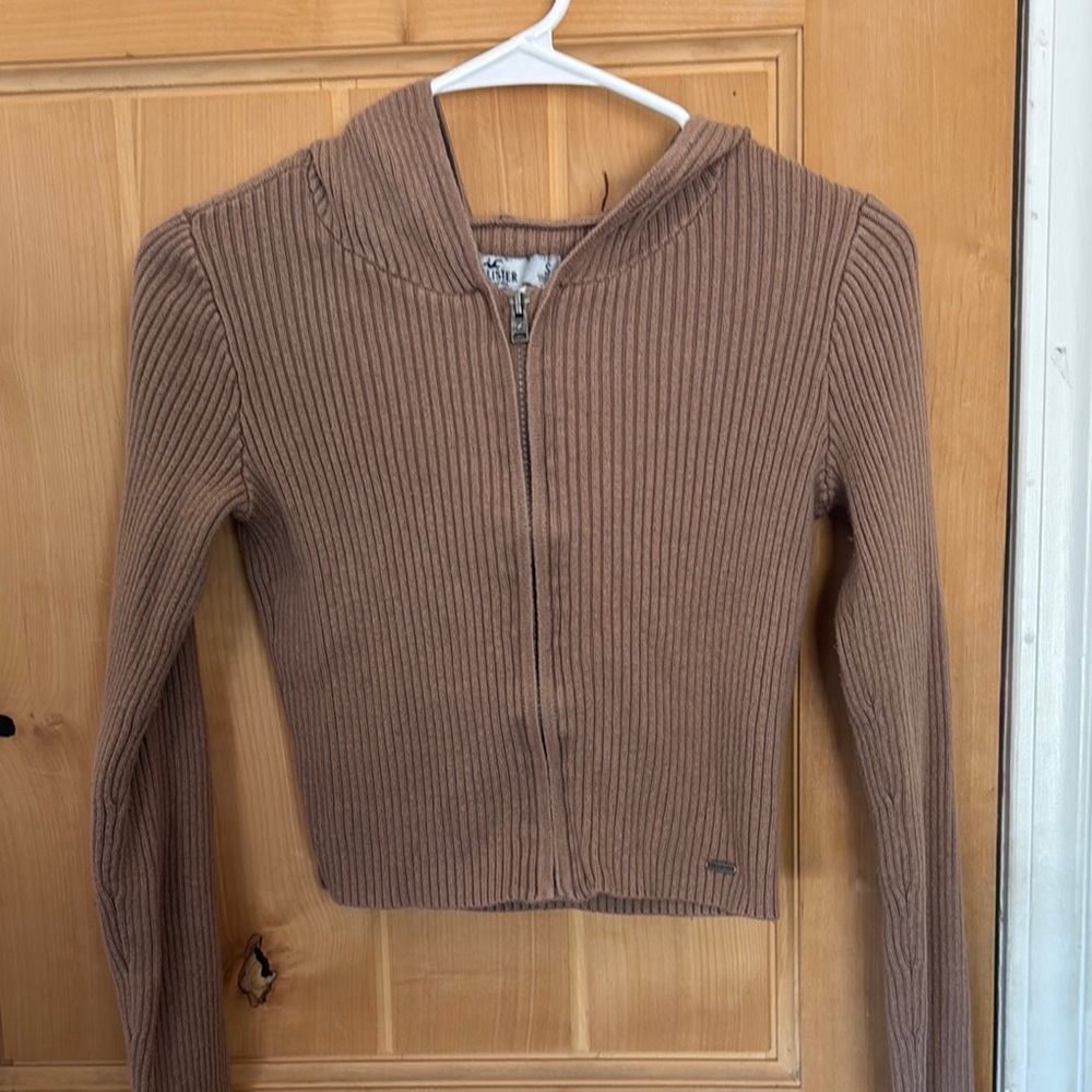 Brown Ribbed Zip-Up Hoodie